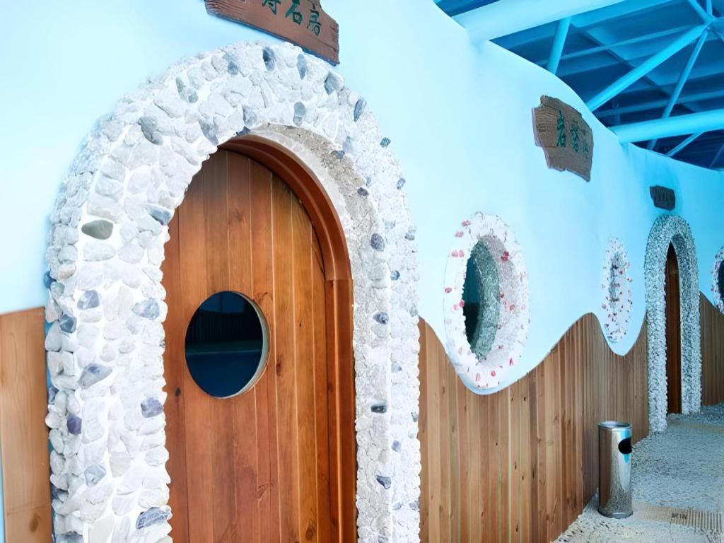 Jinan Yuquan Simpson Hotel Экстерьер фото
