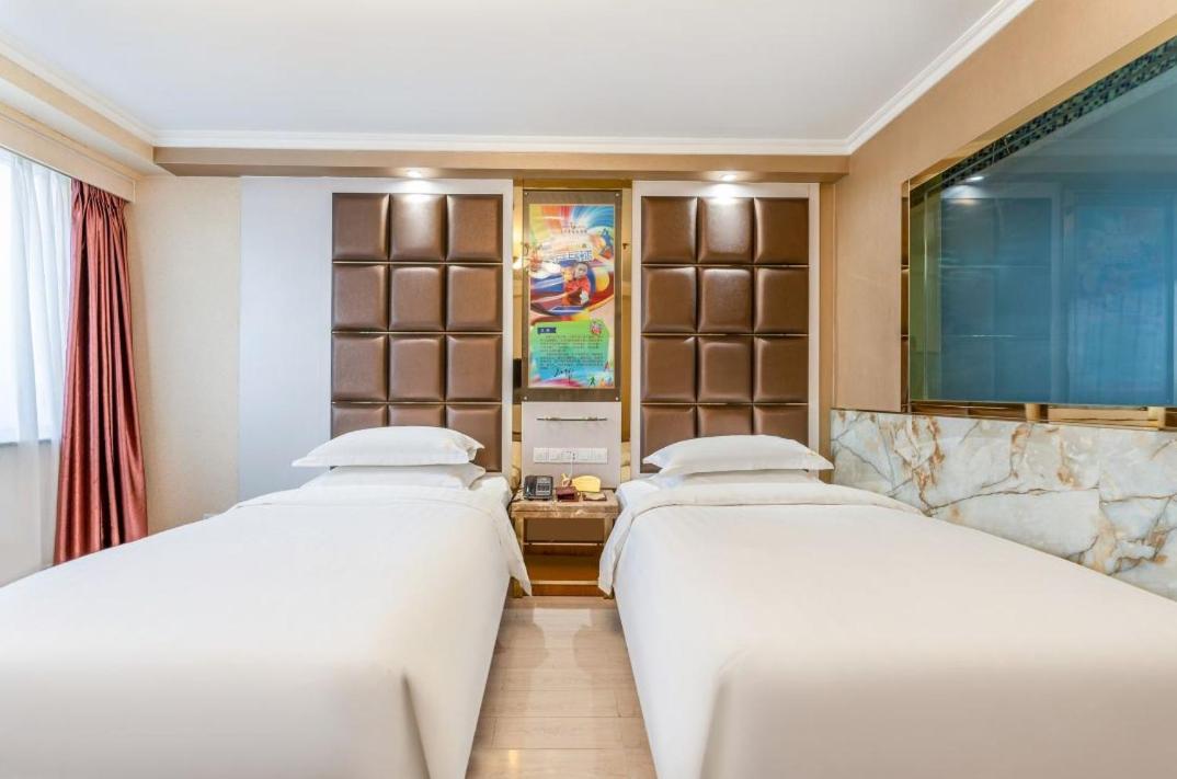 Jinan Yuquan Simpson Hotel Экстерьер фото
