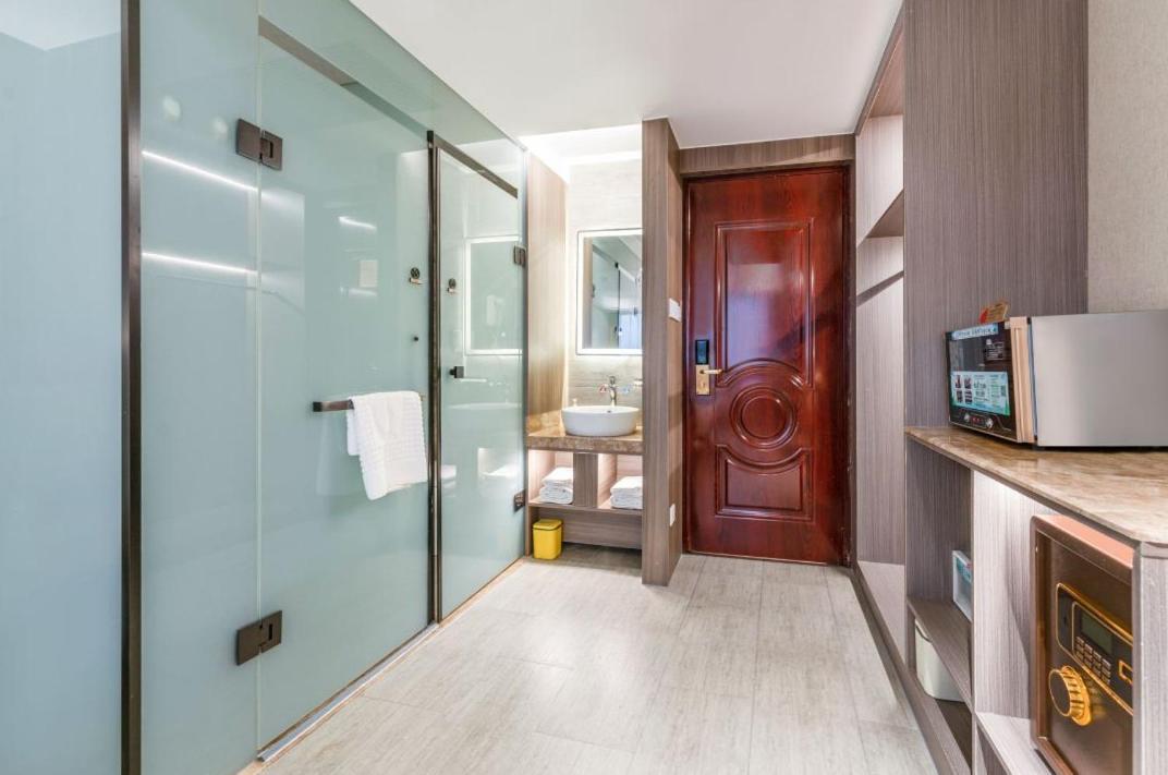 Jinan Yuquan Simpson Hotel Экстерьер фото